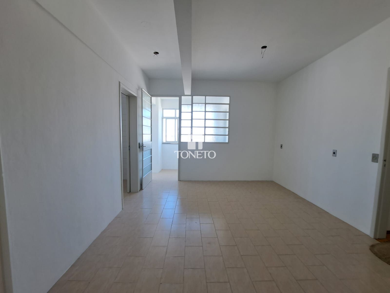 Apartamento à venda com 4 quartos, 144m² - Foto 4