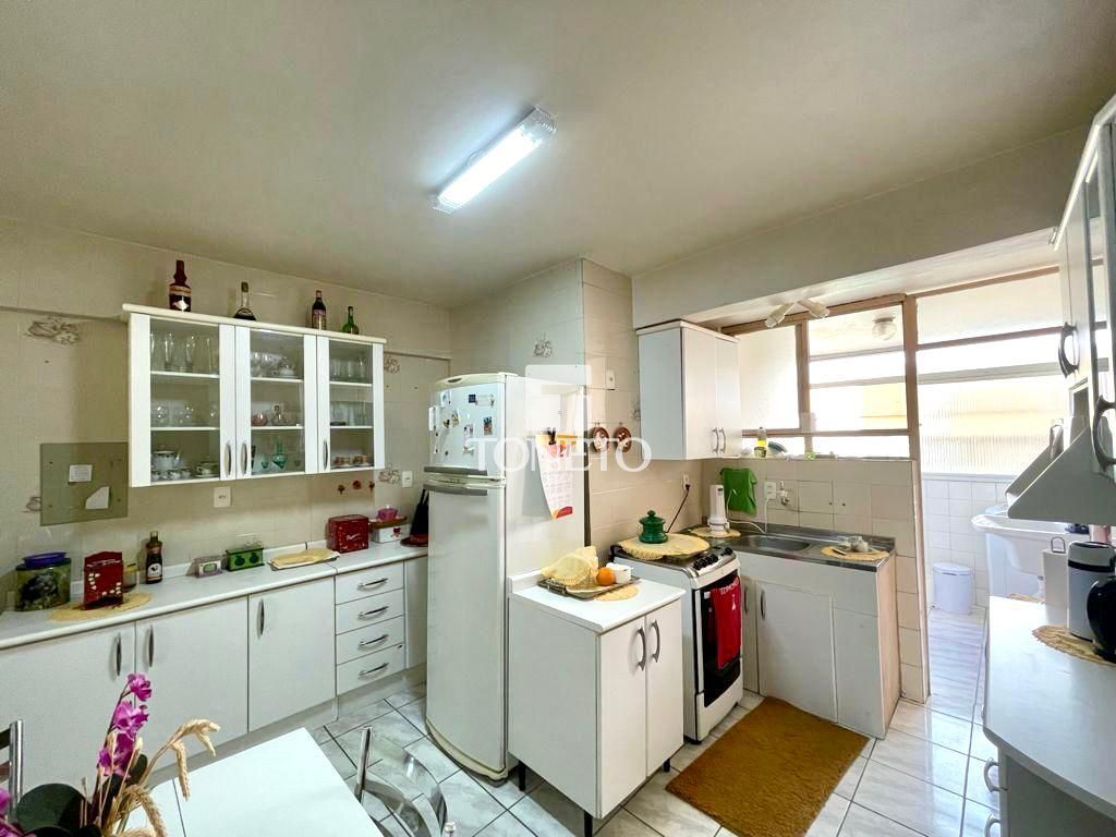 Apartamento à venda com 3 quartos, 130m² - Foto 6