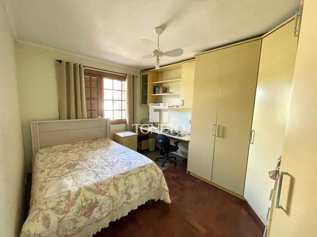 Casa à venda com 4 quartos, 231m² - Foto 6