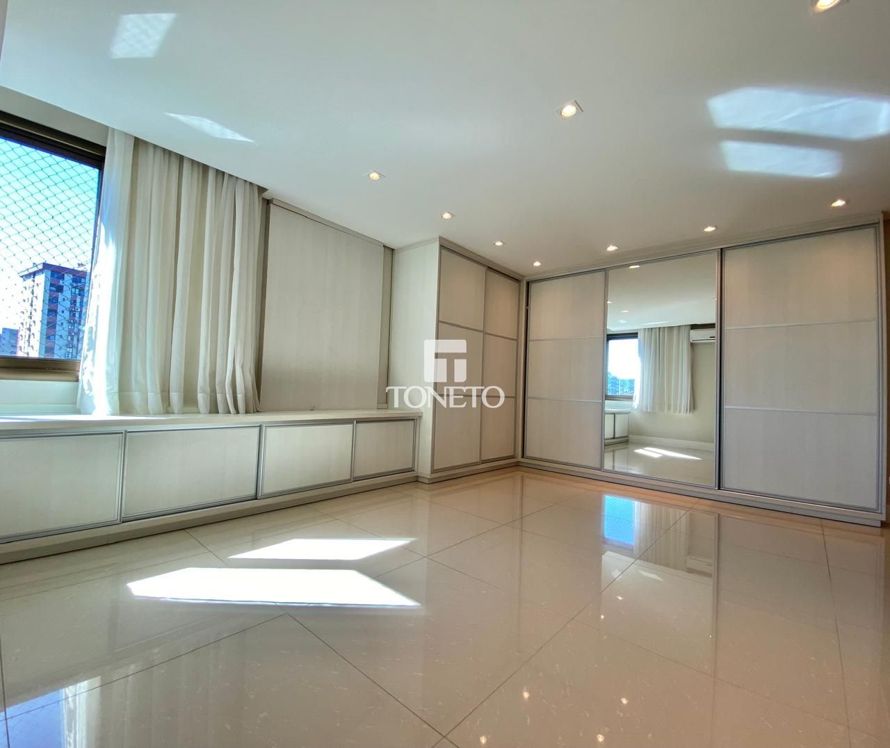 Apartamento, 3 quartos, 239 m² - Foto 14