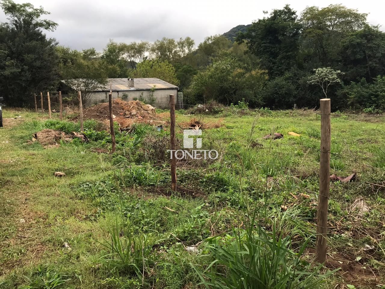 Terreno à venda, 600m² - Foto 2