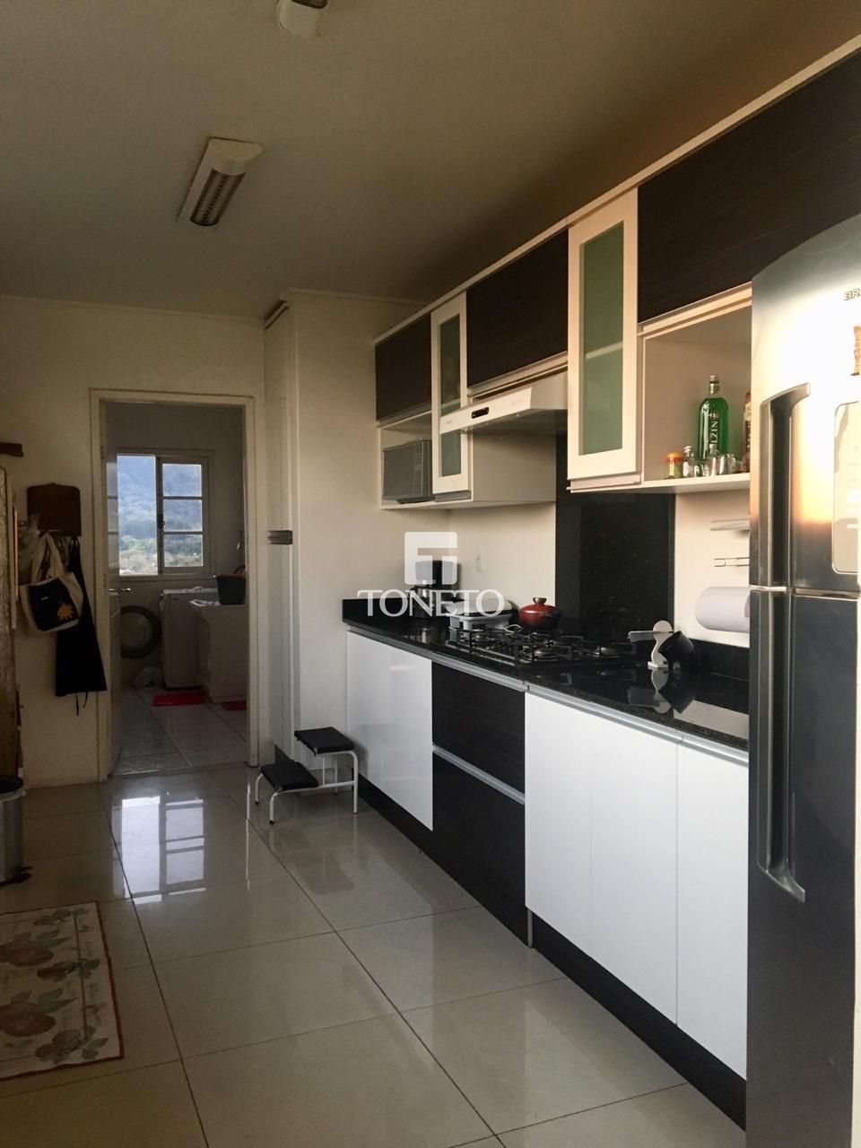 Casa à venda com 6 quartos, 390m² - Foto 17