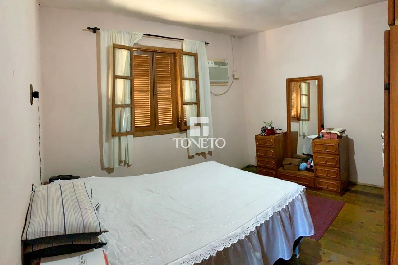 Casa à venda com 4 quartos, 120m² - Foto 2