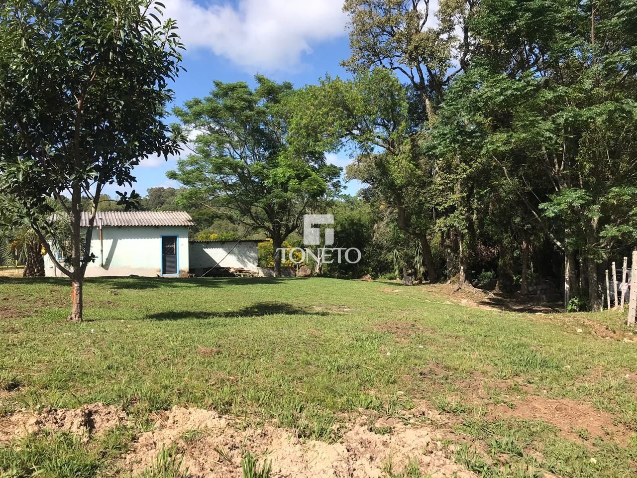 Chácara à venda, 100000000m² - Foto 1