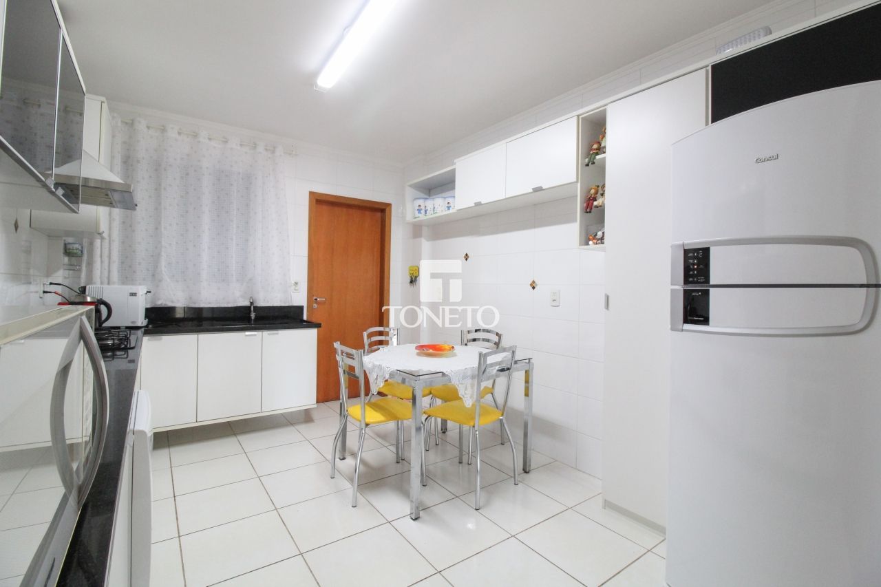 Apartamento à venda com 4 quartos, 155m² - Foto 7