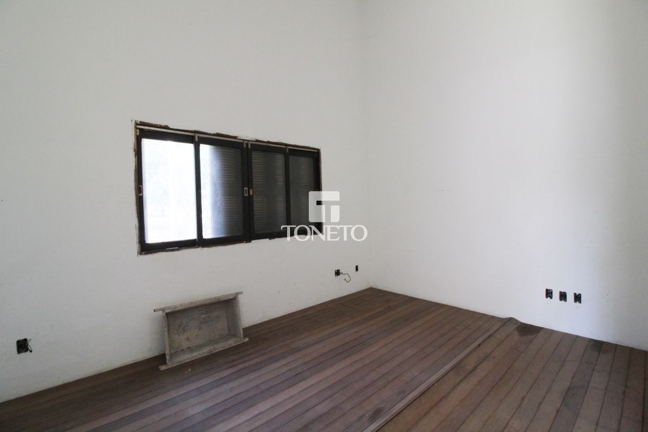 Casa à venda com 4 quartos, 296m² - Foto 10