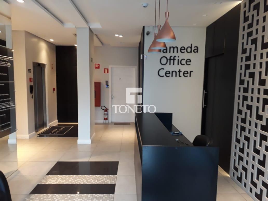 Conjunto Comercial-Sala à venda e aluguel com 1 quarto, 62m² - Foto 2