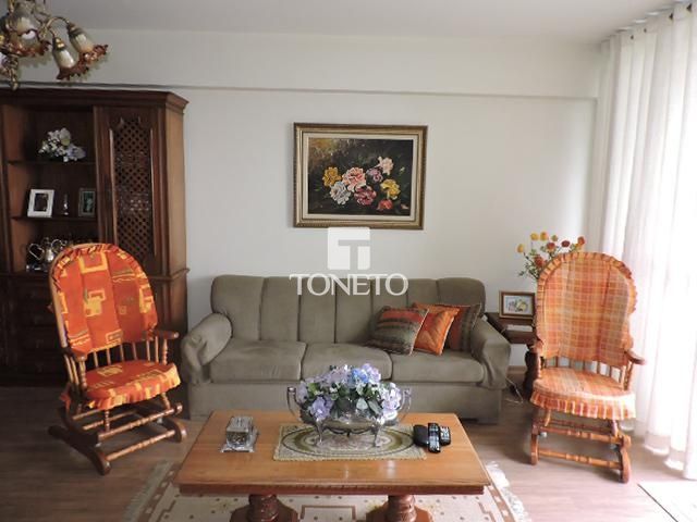 Apartamento à venda com 4 quartos, 217m² - Foto 6