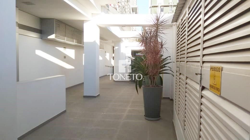 Apartamento à venda com 2 quartos, 138m² - Foto 3