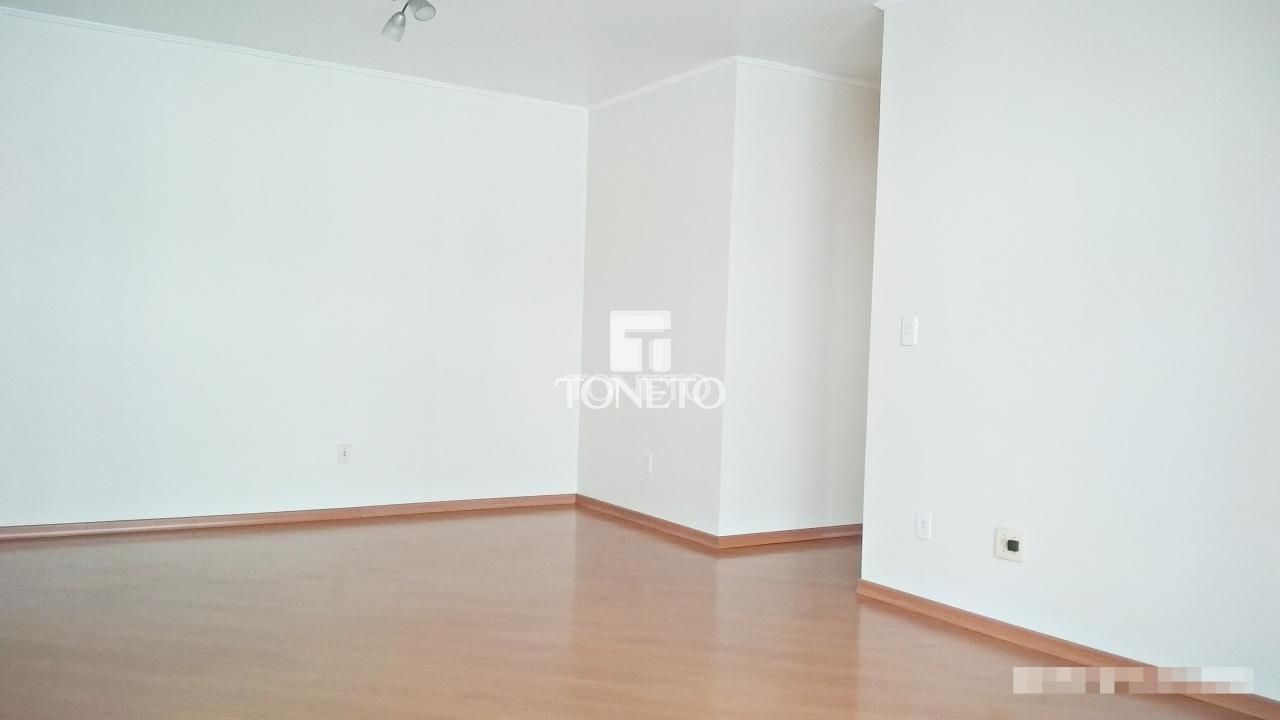 Apartamento à venda com 3 quartos, 146m² - Foto 4