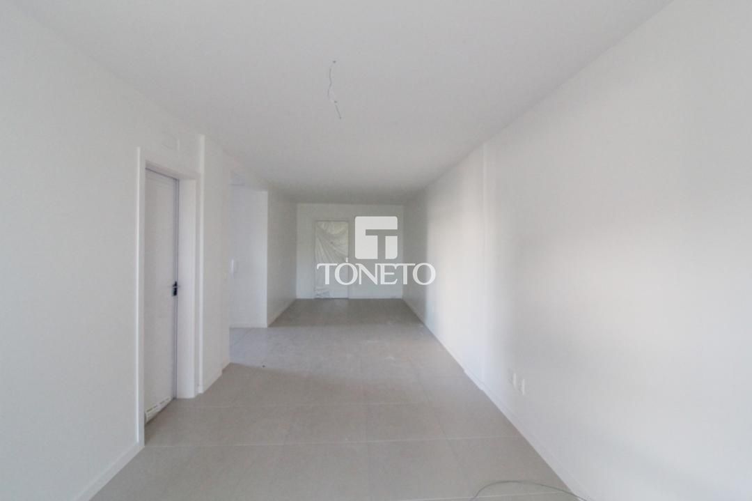 Apartamento à venda com 3 quartos, 118m² - Foto 4