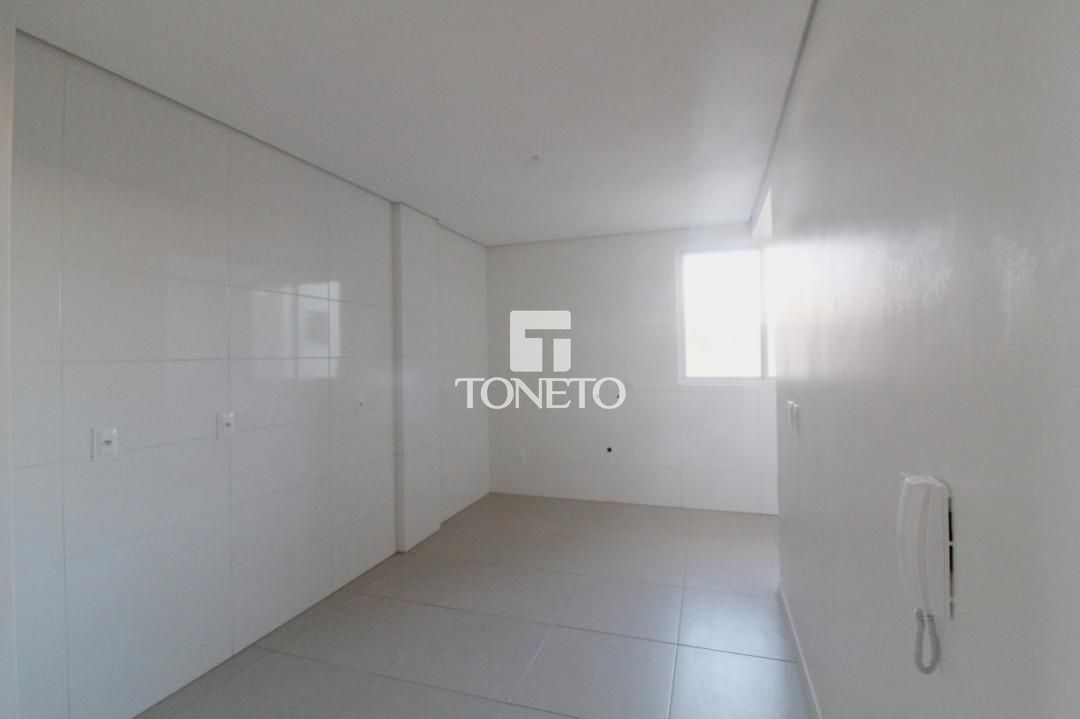 Apartamento à venda com 3 quartos, 118m² - Foto 2