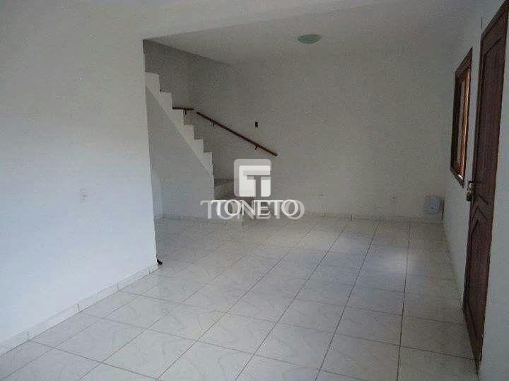 Casa de Condomínio à venda com 2 quartos, 66m² - Foto 1