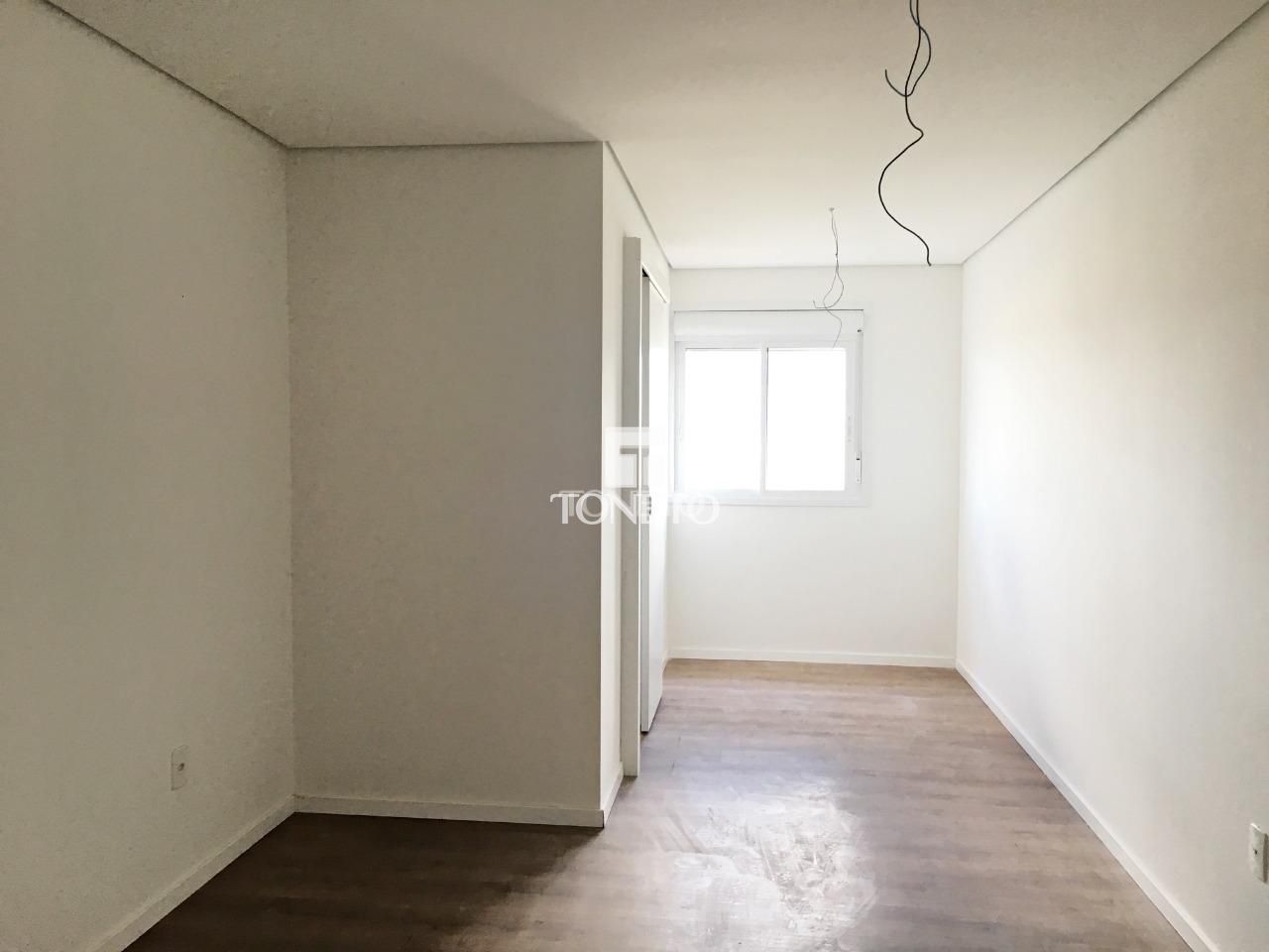 Apartamento à venda com 3 quartos, 200m² - Foto 5