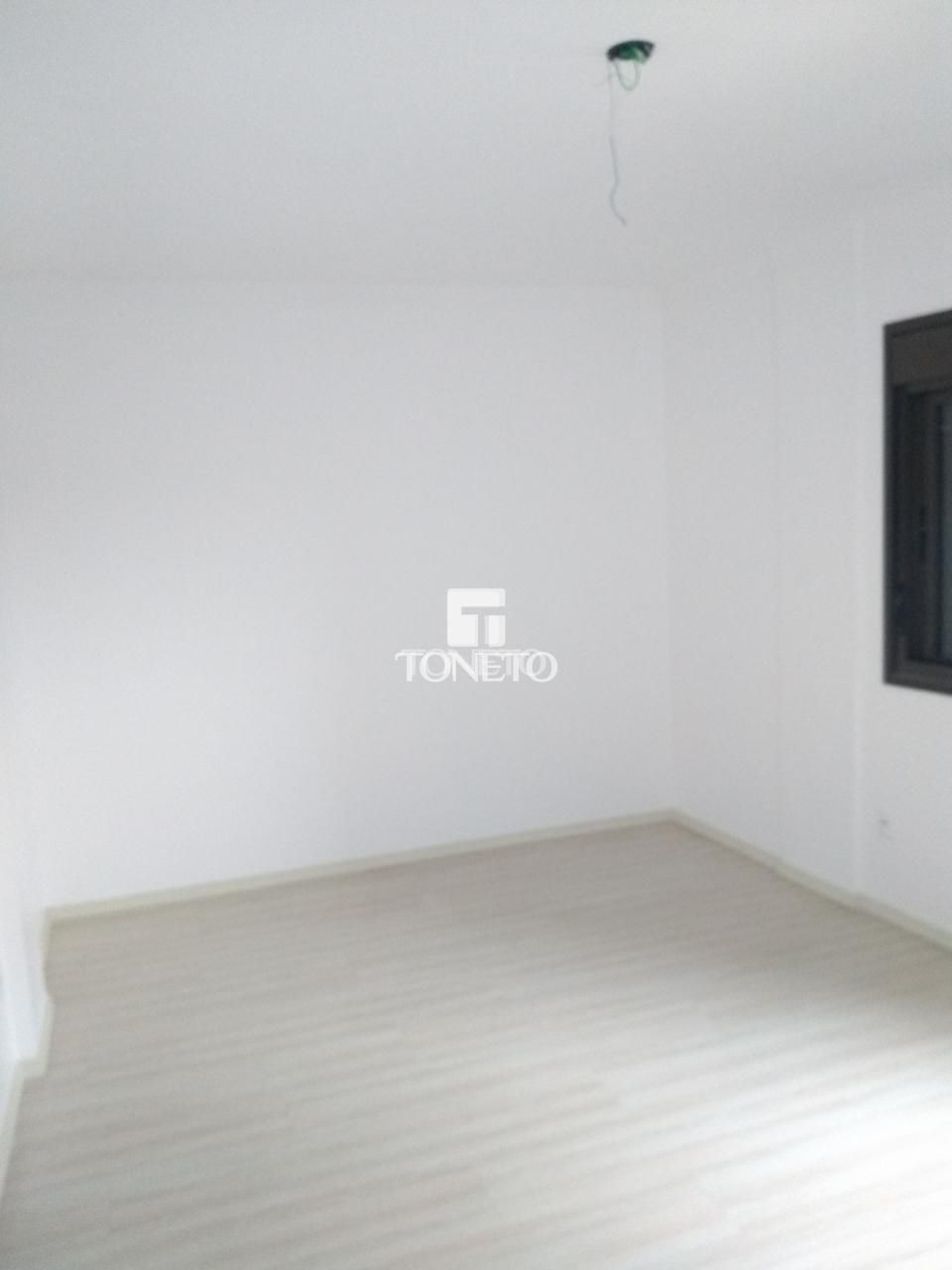 Apartamento à venda com 3 quartos, 113m² - Foto 2