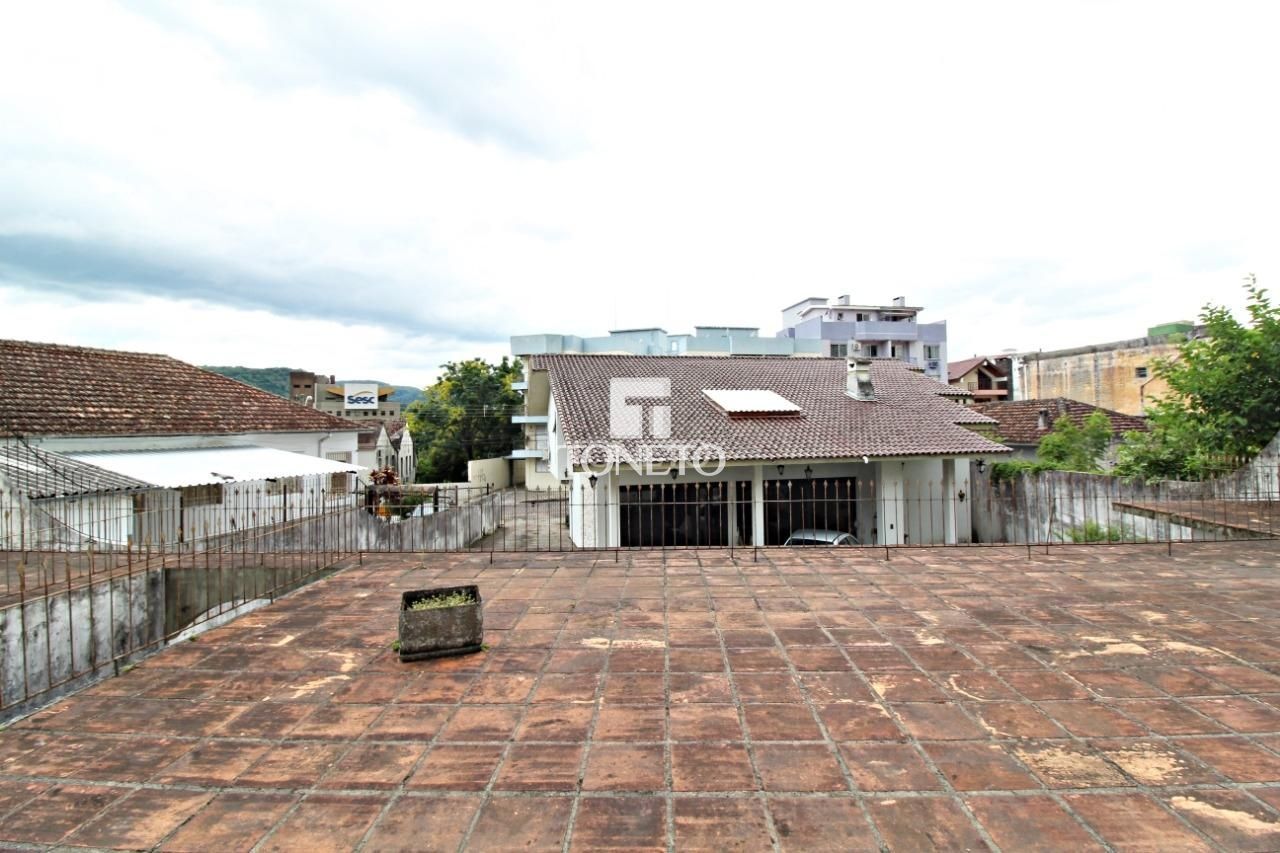 Casa, 4 quartos, 1300 m² - Foto 18