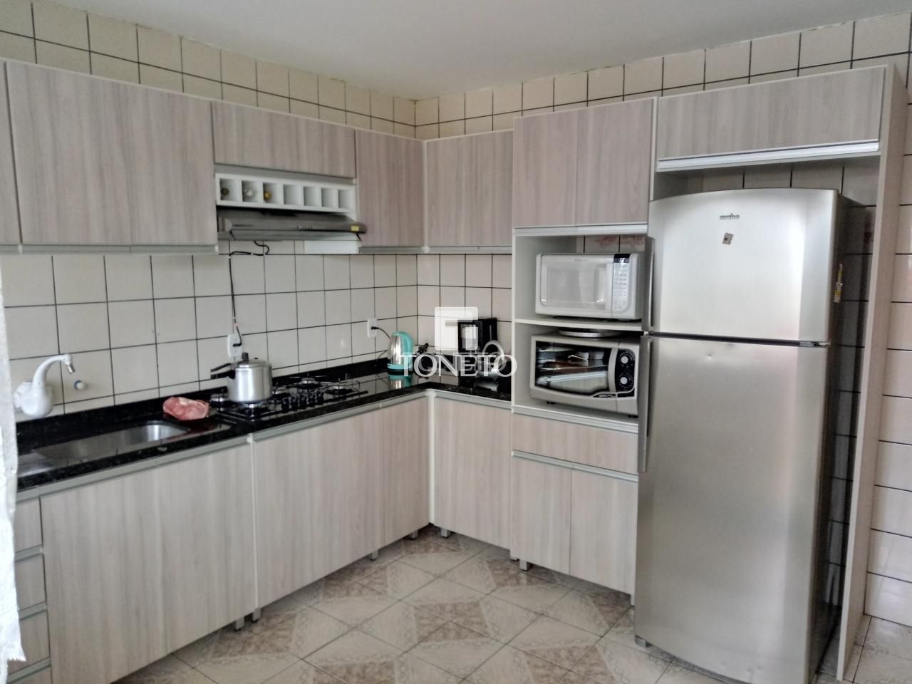 Casa à venda com 3 quartos, 300m² - Foto 4