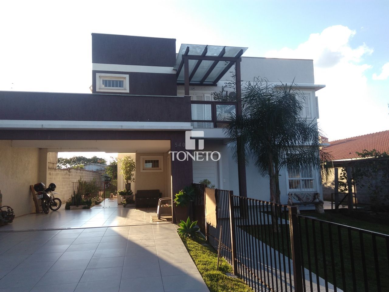 Casa, 3 quartos, 305 m² - Foto 1