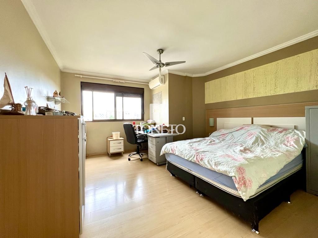 Apartamento à venda com 4 quartos, 202m² - Foto 13