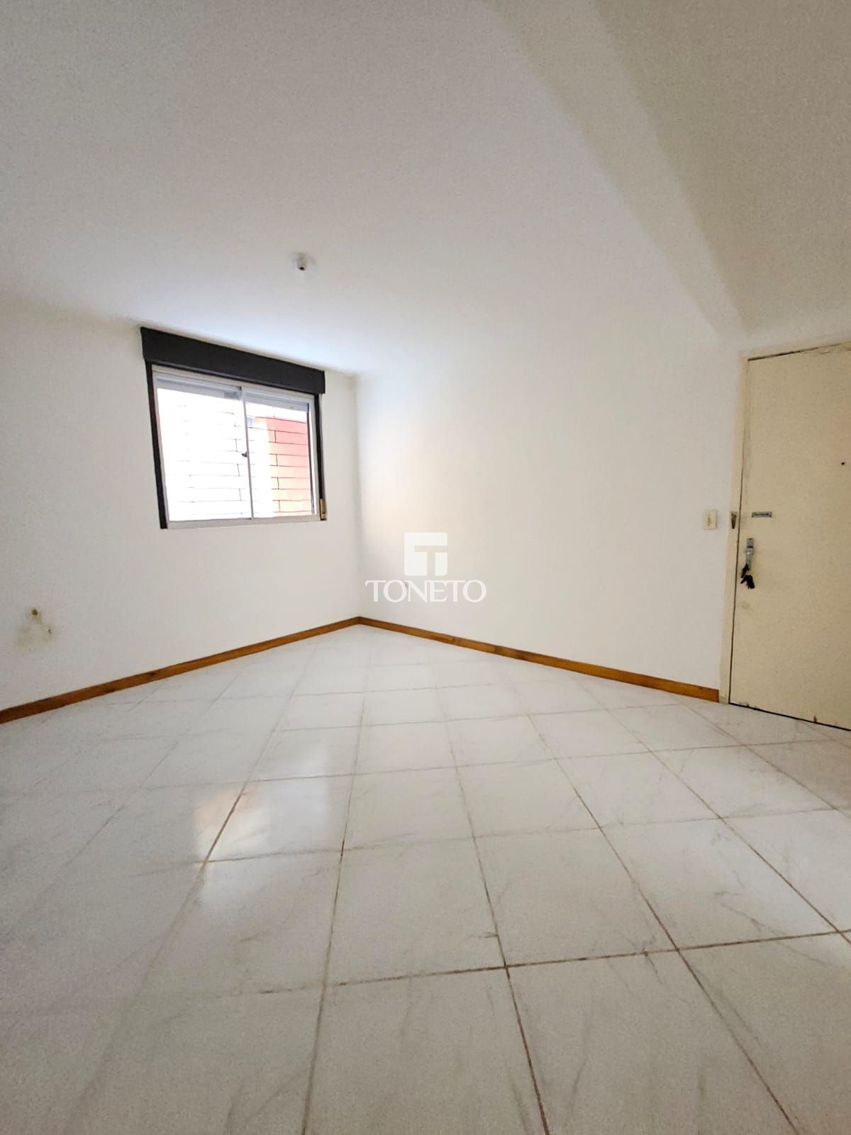 Apartamento à venda com 2 quartos, 68m² - Foto 1