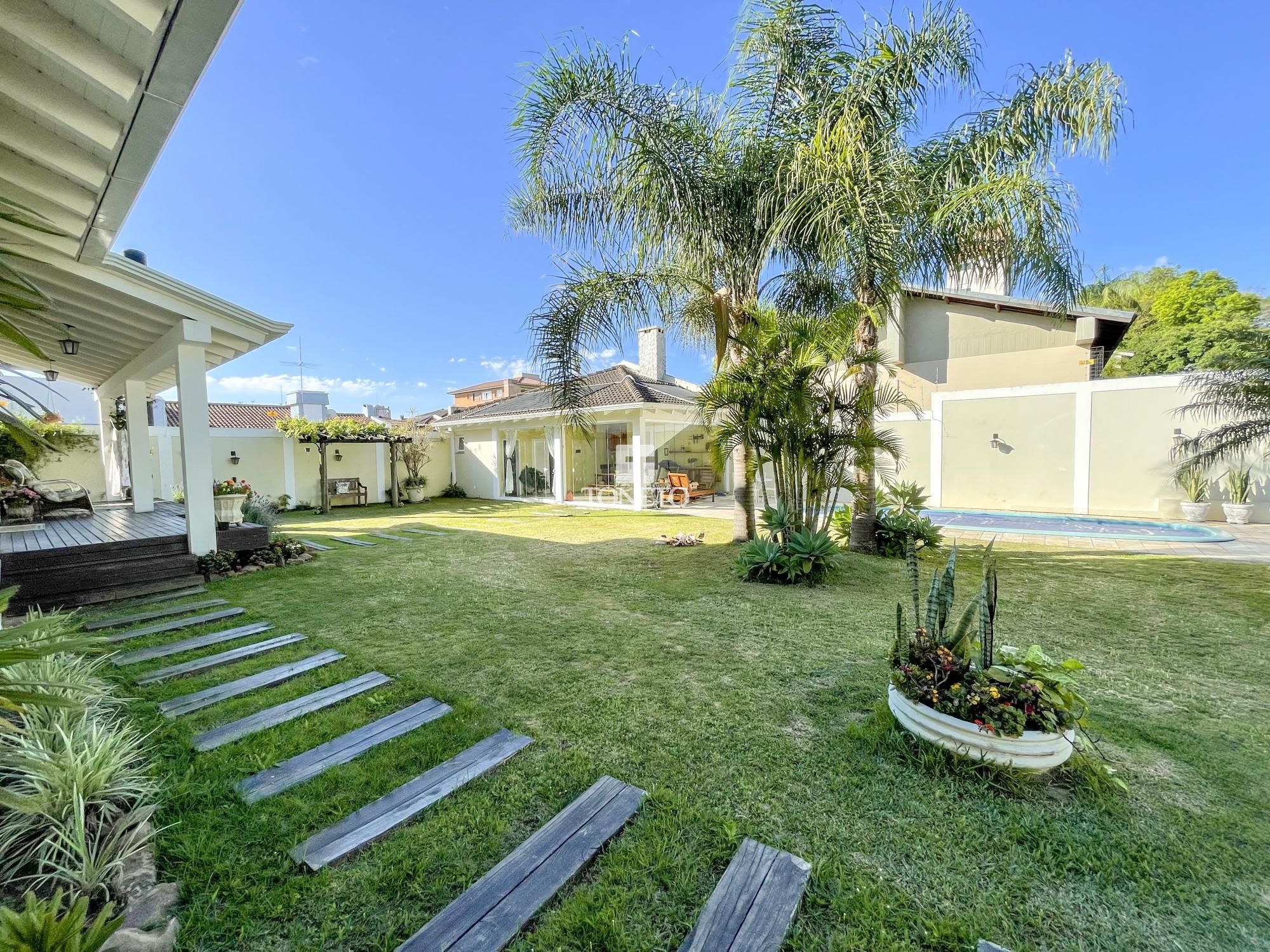 Casa, 5 quartos, 323 m² - Foto 5