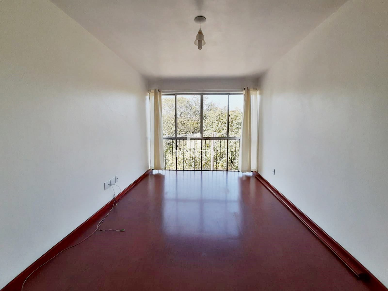 Apartamento à venda com 3 quartos, 76m² - Foto 2