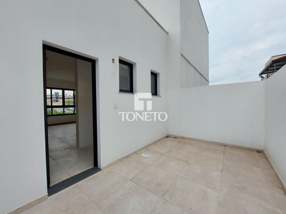 Cobertura à venda com 2 quartos, 104m² - Foto 3