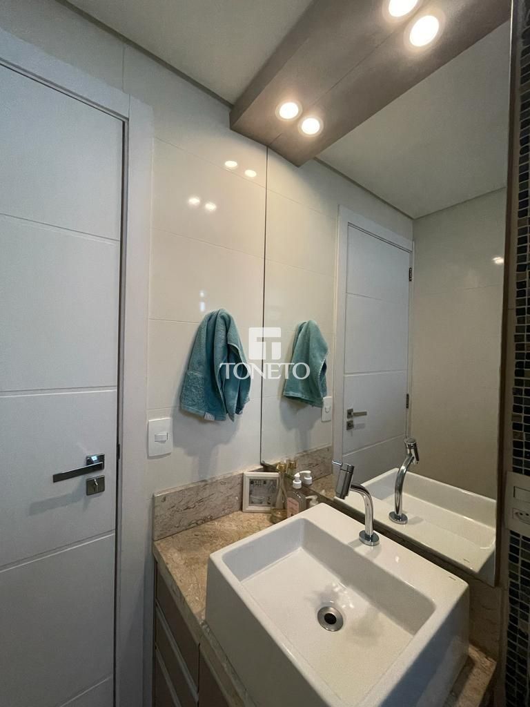 Apartamento à venda com 3 quartos, 144m² - Foto 8