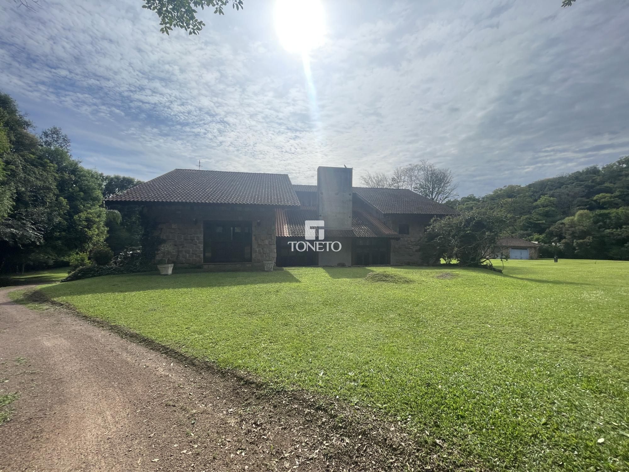 Sítio à venda com 5 quartos, 500m² - Foto 4