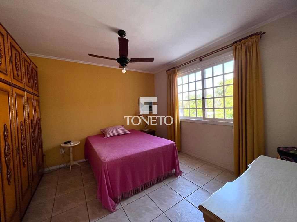 Casa à venda com 3 quartos, 360m² - Foto 12