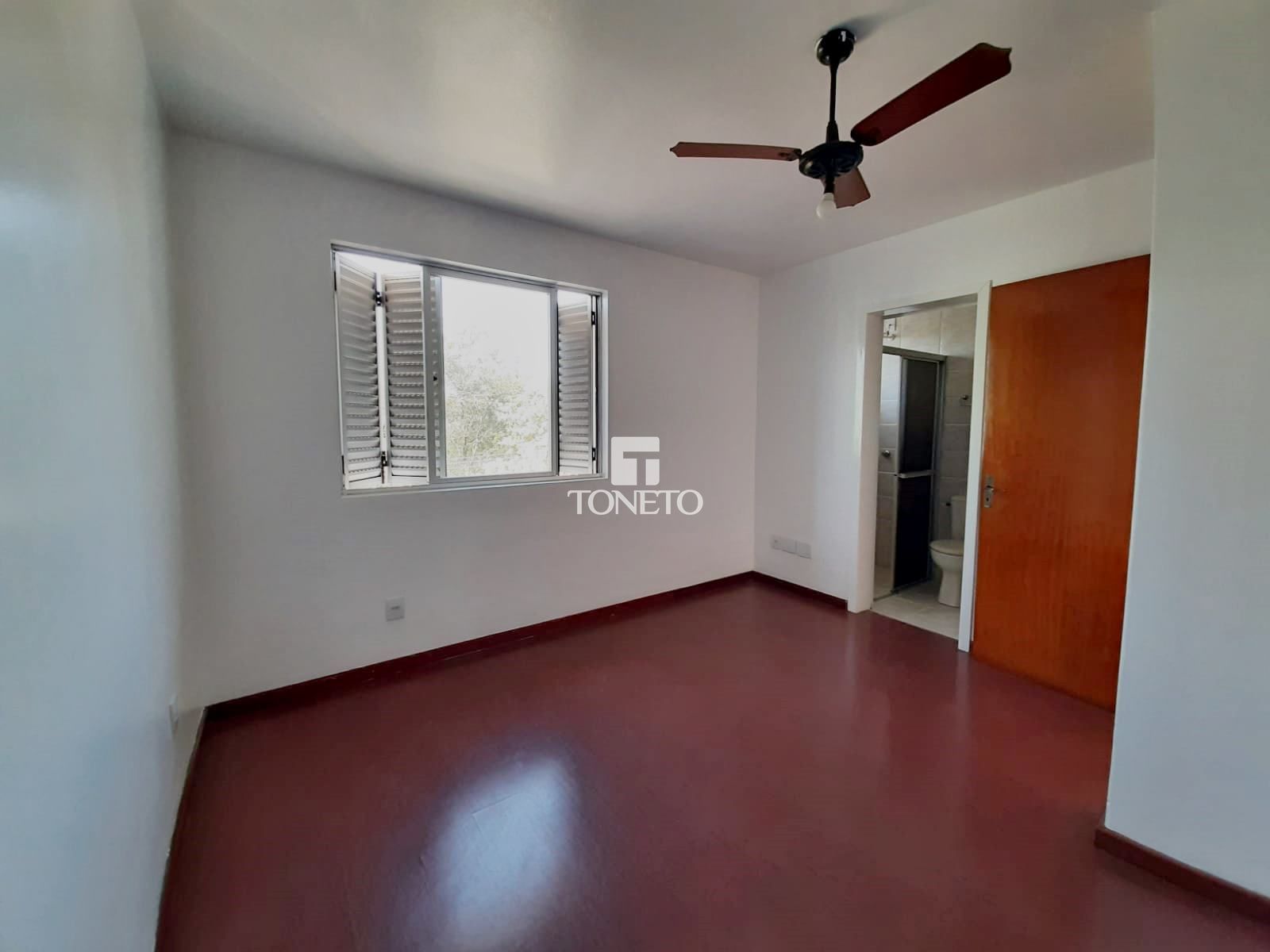 Apartamento à venda com 3 quartos, 76m² - Foto 4