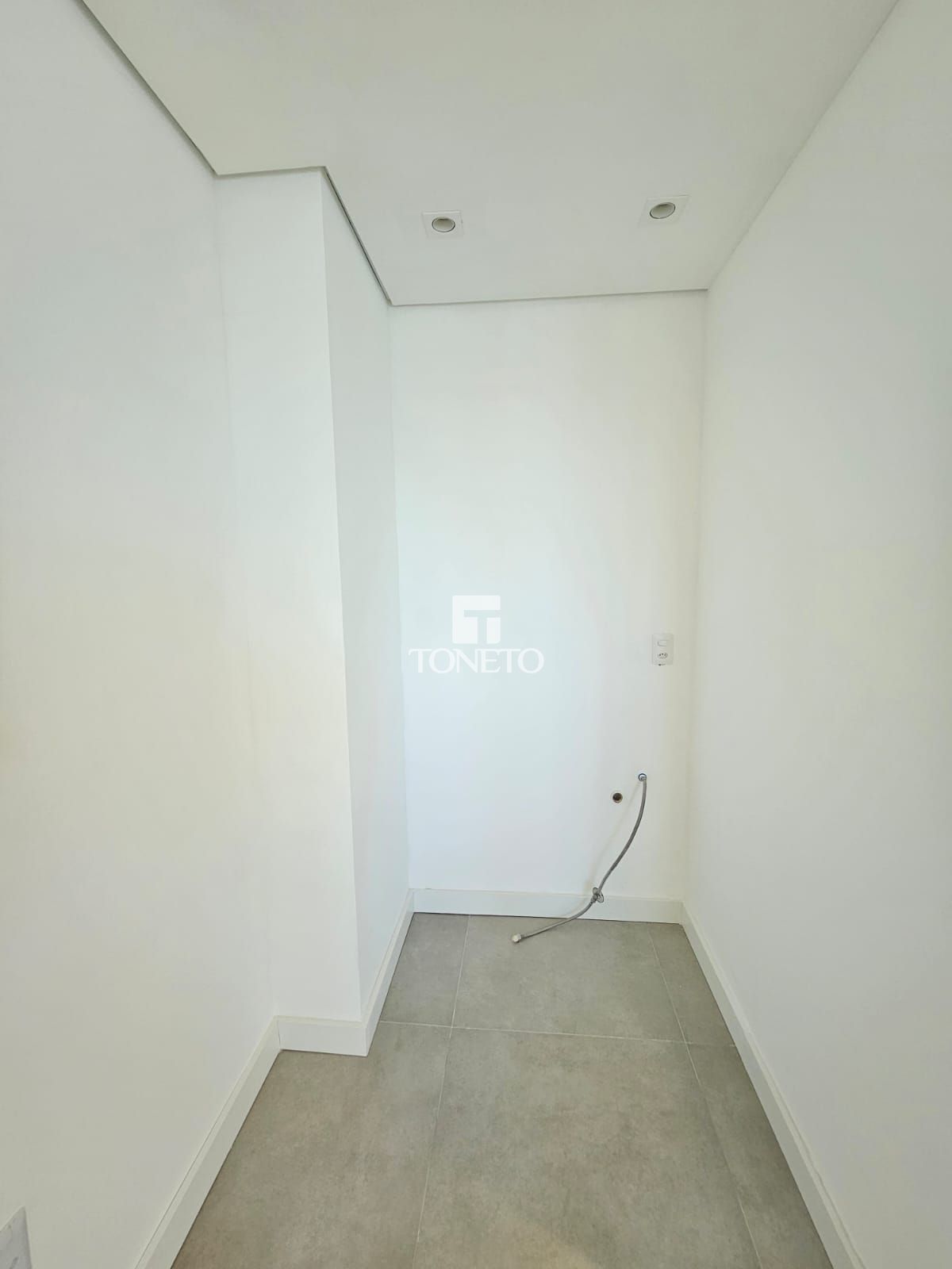 Conjunto Comercial-Sala à venda e aluguel com 1 quarto, 33m² - Foto 7