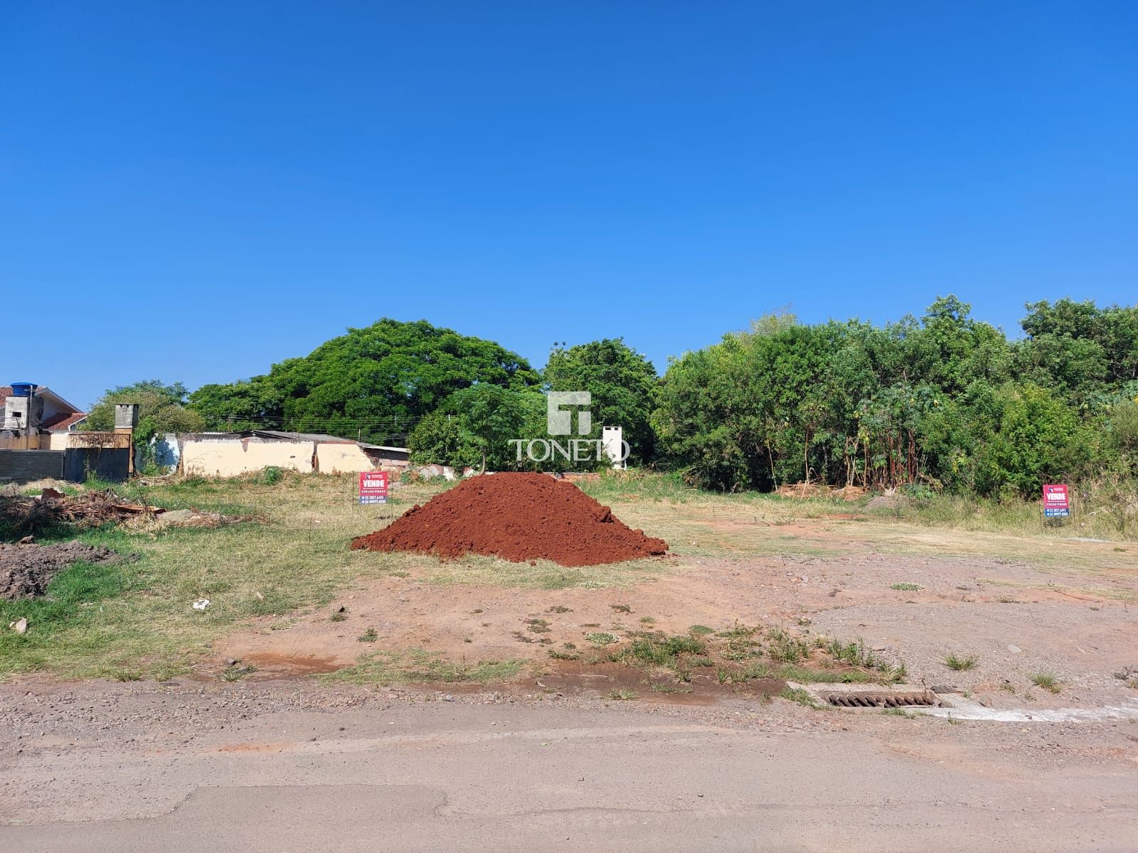 Terreno à venda, 360m² - Foto 1