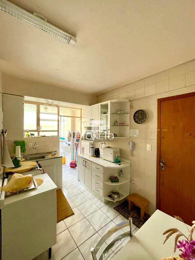 Apartamento à venda com 3 quartos, 130m² - Foto 5