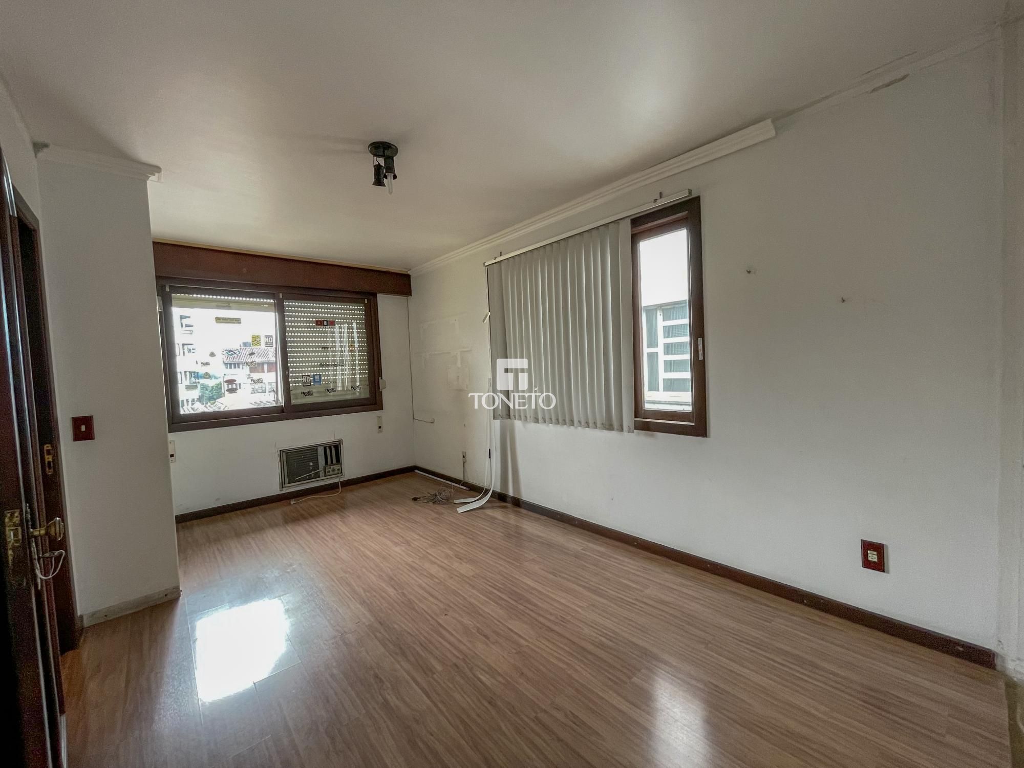 Apartamento à venda com 4 quartos, 243m² - Foto 5