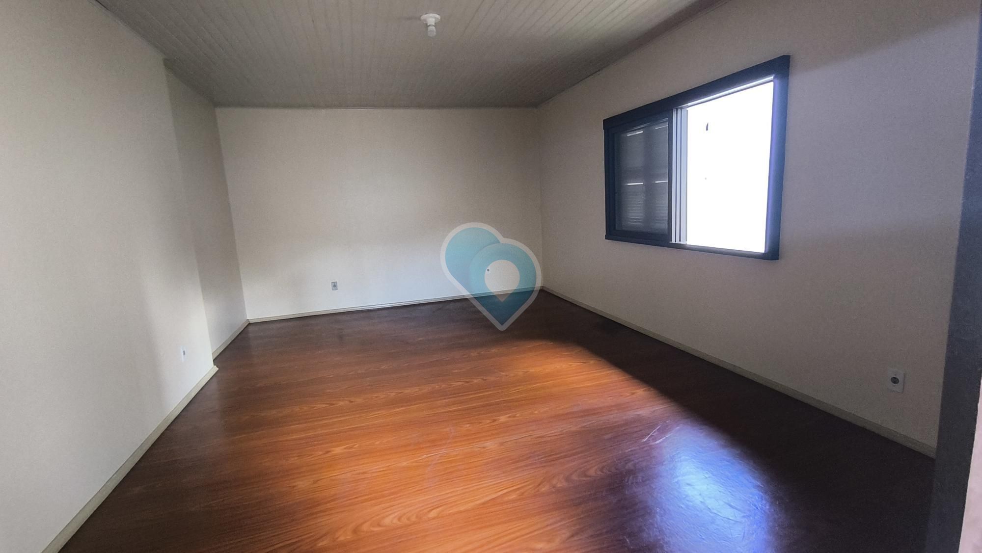 Casa em Rua Pastor Laechler, Santo Inácio, Santa Cruz do Sul - RS