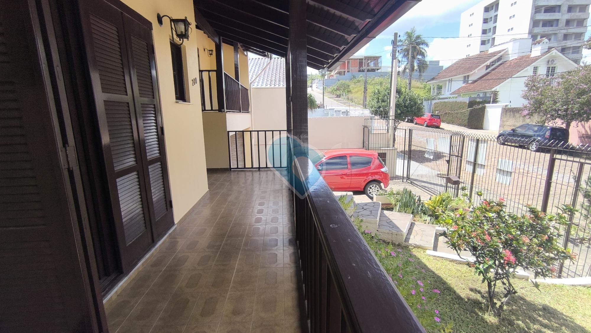 Casa em Rua Pastor Laechler, Santo Inácio, Santa Cruz do Sul - RS
