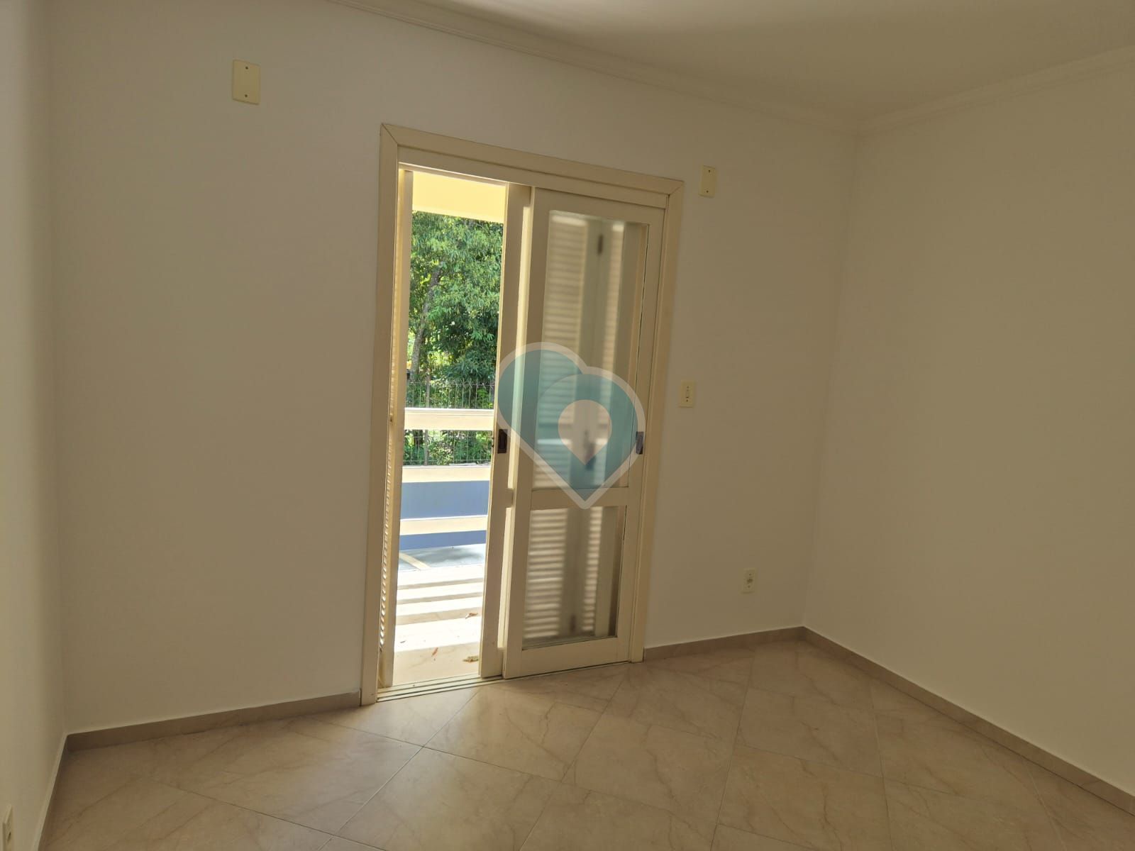 Duplex em JOSE EDVINO GIEHl, Bonfim, Santa Cruz do Sul - RS