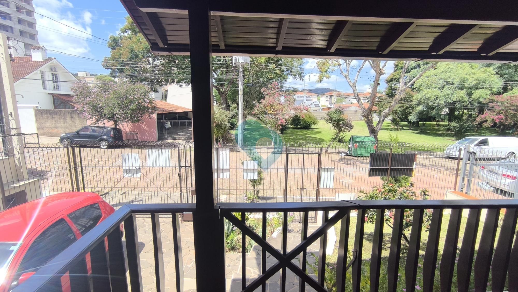 Casa em Rua Pastor Laechler, Santo Inácio, Santa Cruz do Sul - RS