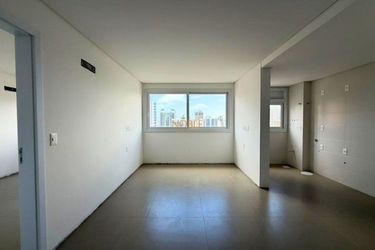 Apartamento, 1 dormitório, 1 suíte, 1 vaga no Punta Del Sole em Torres para Comprar