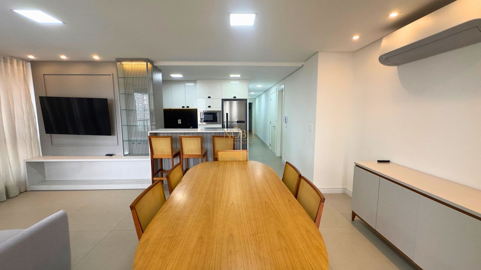 Apartamento à Venda com 3 quartos, 3 banheiros, 2 vagas e 117m² por R$ 1.630.000 — foto 2