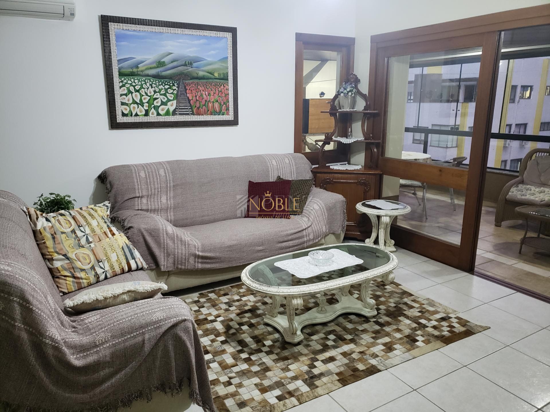 Apartamento com 137m², 3 dormitórios, 1 suíte, 1 vaga no Nouvelle Tour em Torres para Comprar