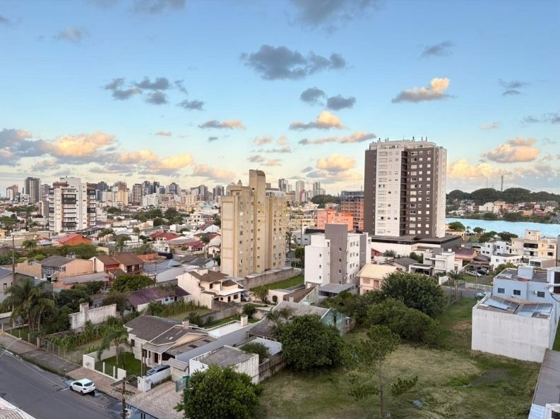 Apartamento com 87m², 3 dormitórios, 1 suíte, 1 vaga no Due Fratelli em Torres para Comprar