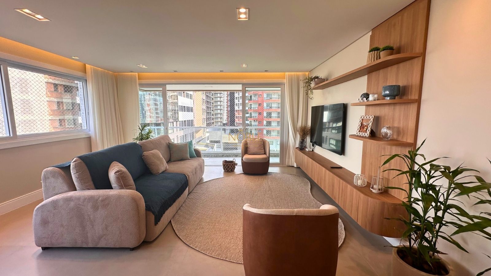 Apartamento com 139m², 3 dormitórios, 3 suítes, 2 vagas no Di milano em Torres para Comprar