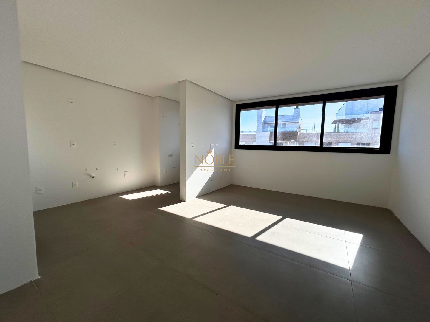 Apartamento com 77m², 2 dormitórios, 1 suíte, 1 vaga no Origem em Torres para Comprar