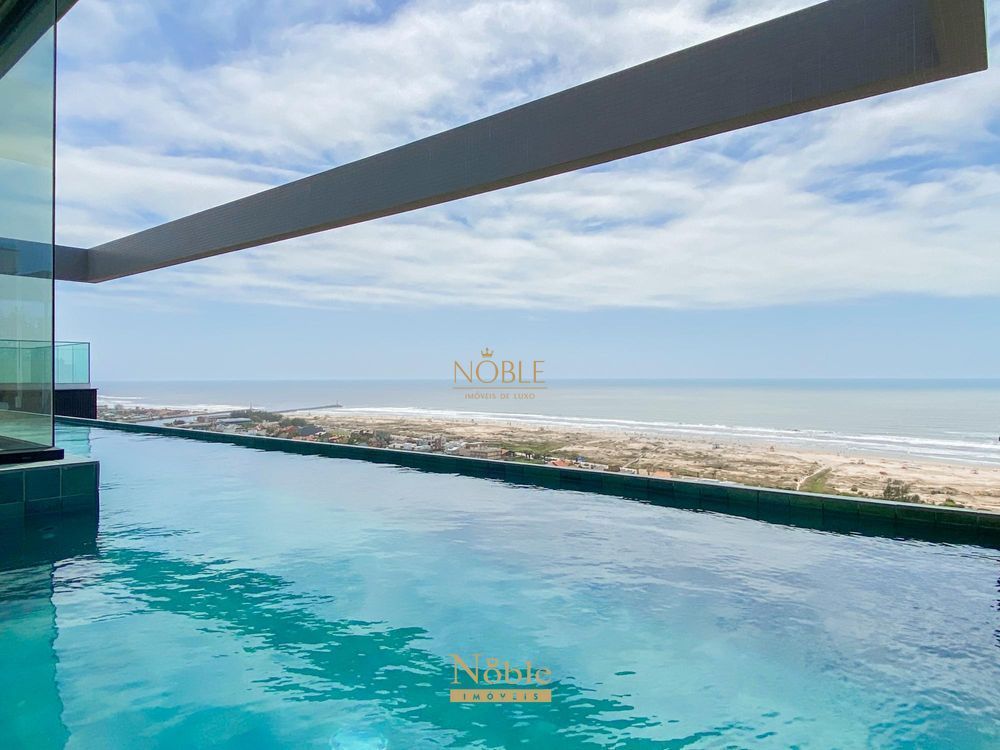 Apartamento com 140m², 3 dormitórios, 3 suítes, 2 vagas no Voga em Torres para Comprar