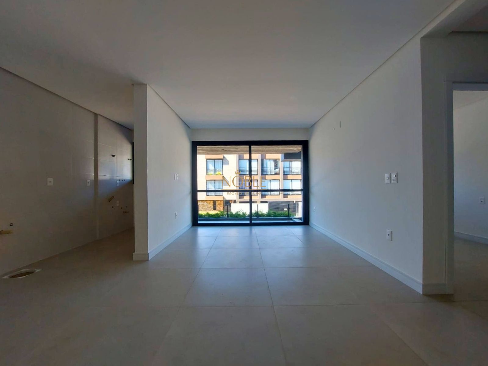 Apartamento com 79m², 2 dormitórios, 1 suíte, 1 vaga no Florença em Torres para Comprar