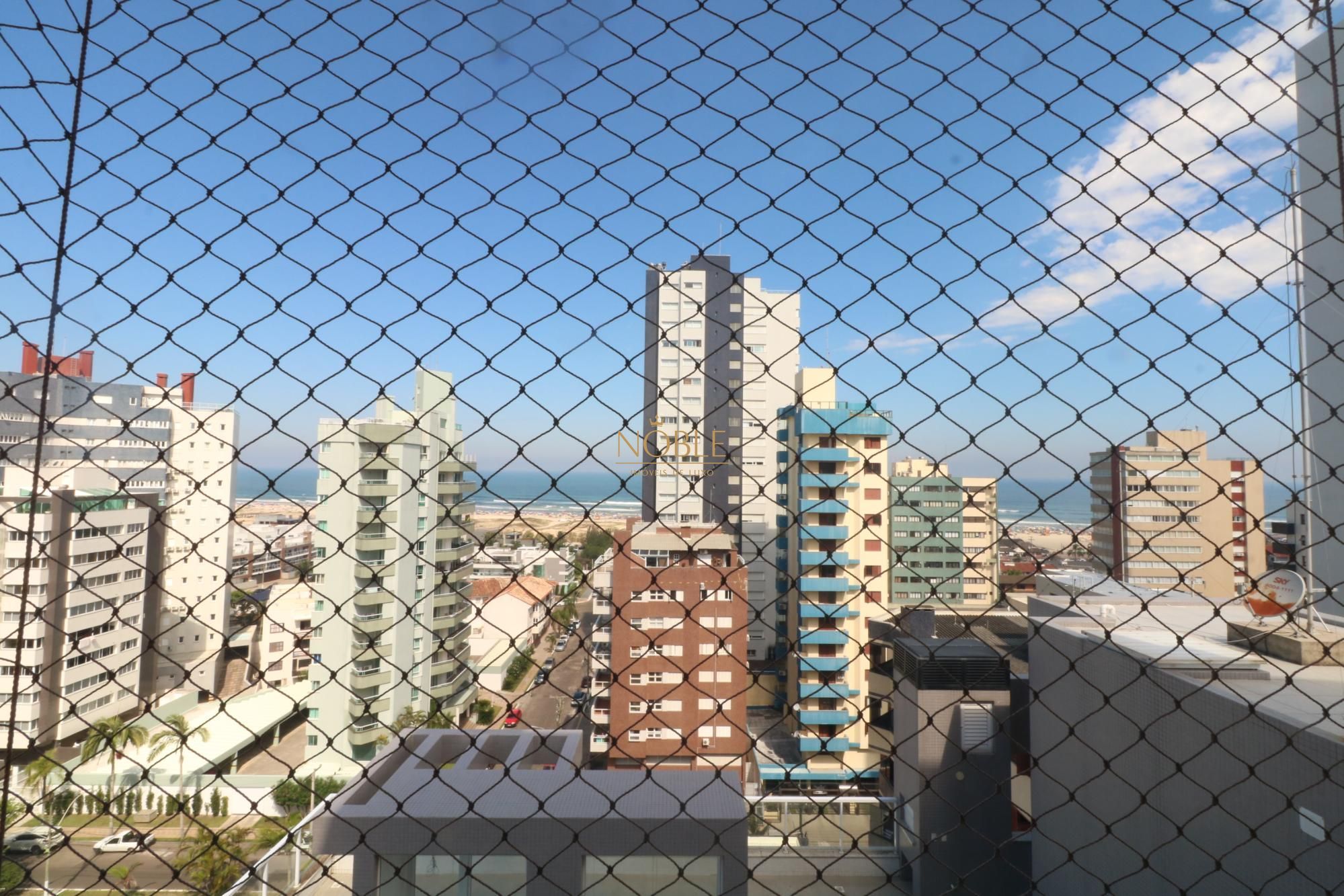 Apartamento com 123m², 3 dormitórios, 1 suíte, 1 vaga no Antares em Torres para Comprar