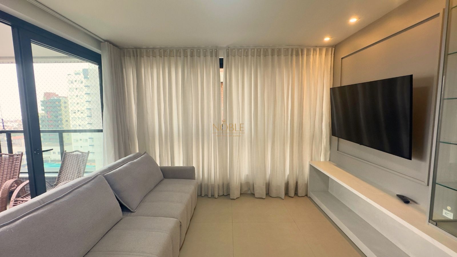 Apartamento à Venda com 3 quartos, 3 banheiros, 2 vagas e 117m² por R$ 1.630.000 — foto 4
