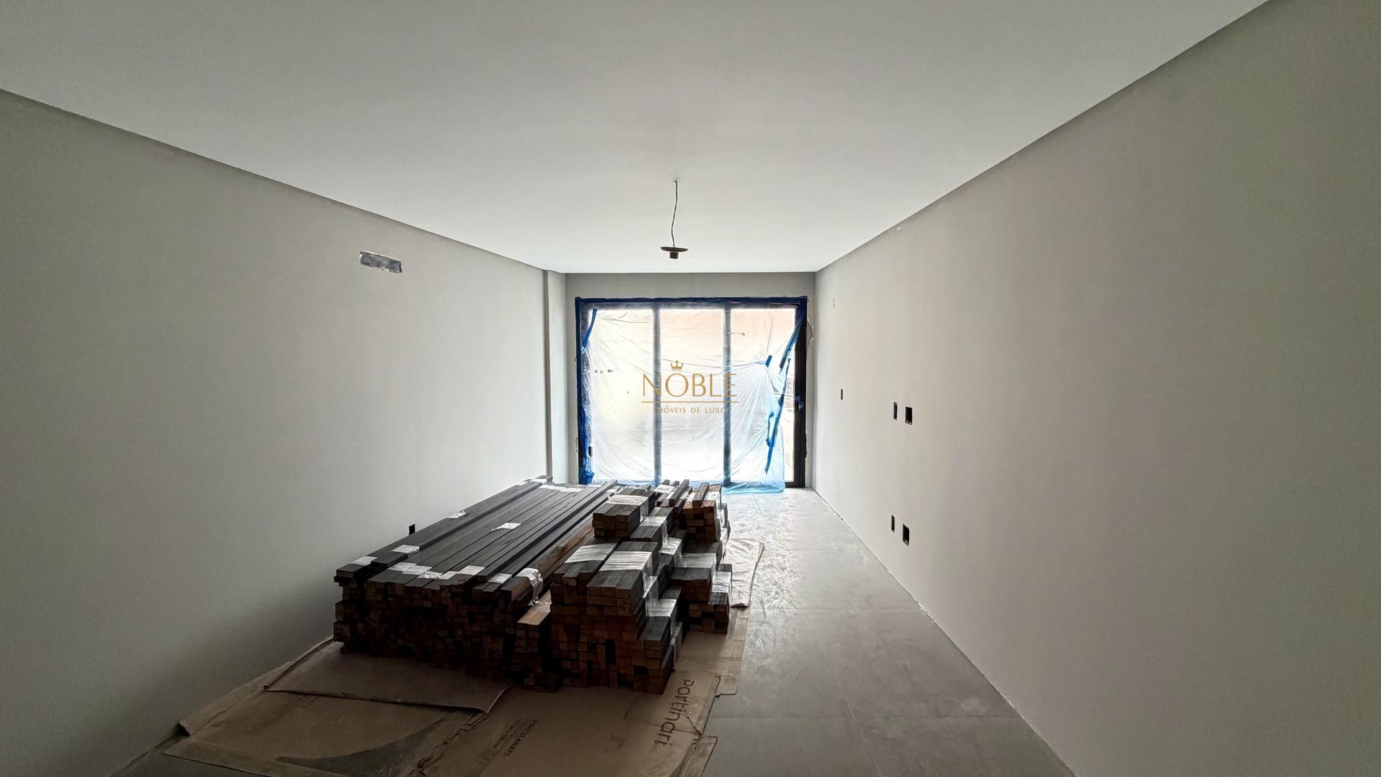 Apartamento à Venda com 3 quartos, 3 banheiros, 2 vagas e 181m² por R$ 3.450.000 — foto 2